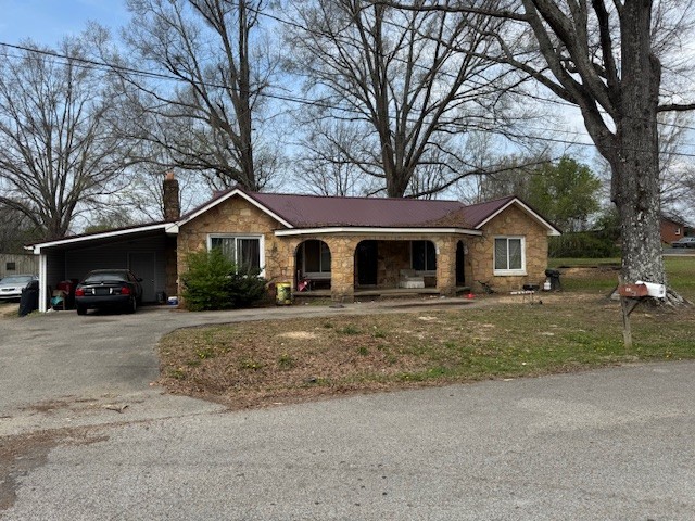 176 Buckner Street Parsons TN 38363