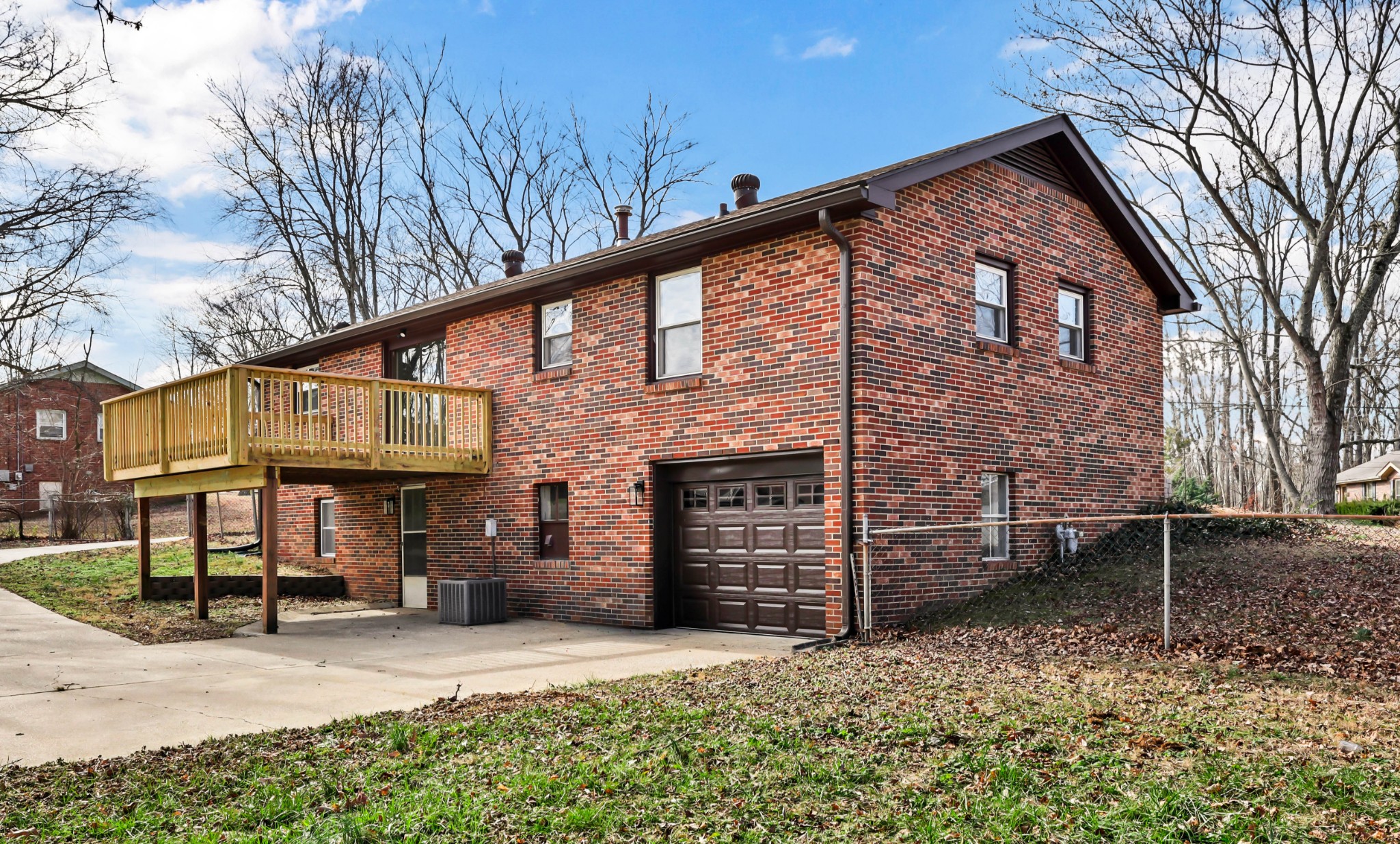 139 W Regent Drive Clarksville TN 37043