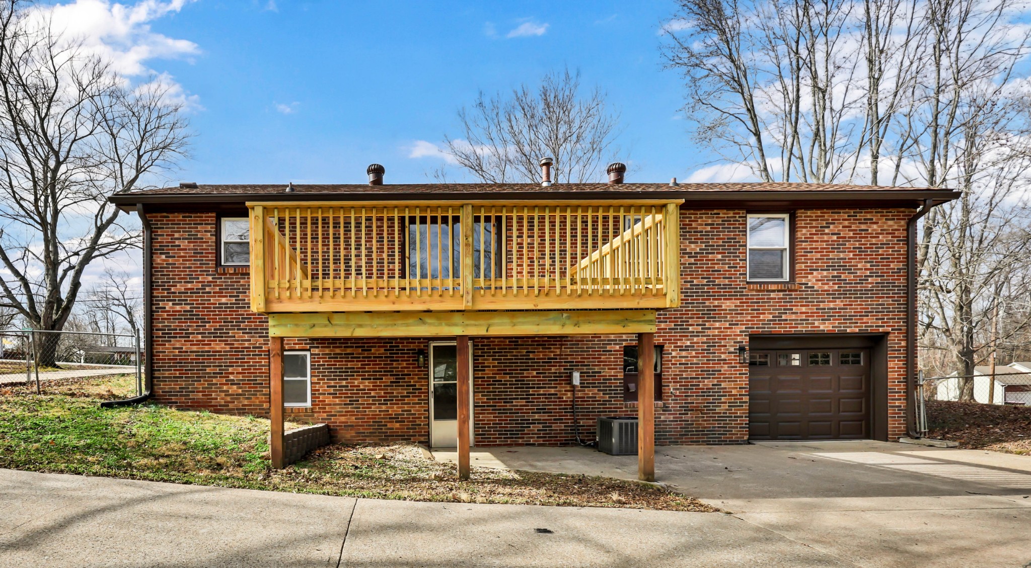 139 W Regent Drive Clarksville TN 37043