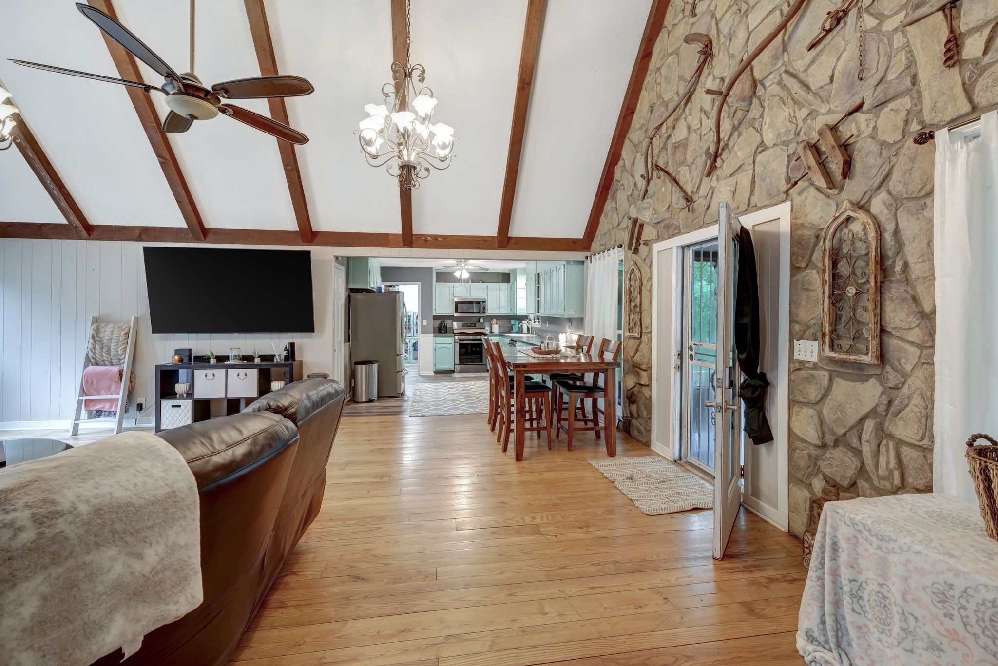 6125 Highway 41a Pleasant View TN 37146
