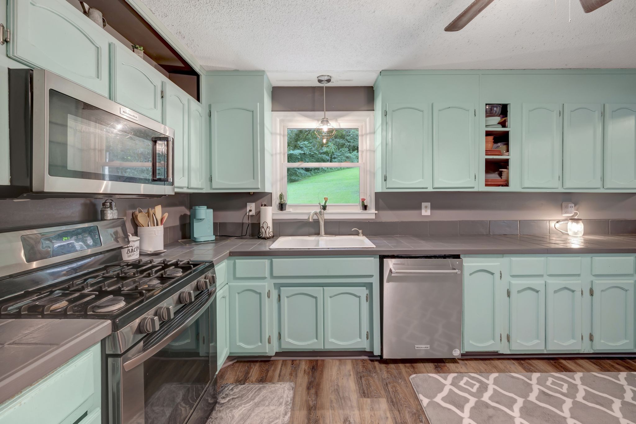 6125 Highway 41a Pleasant View TN 37146