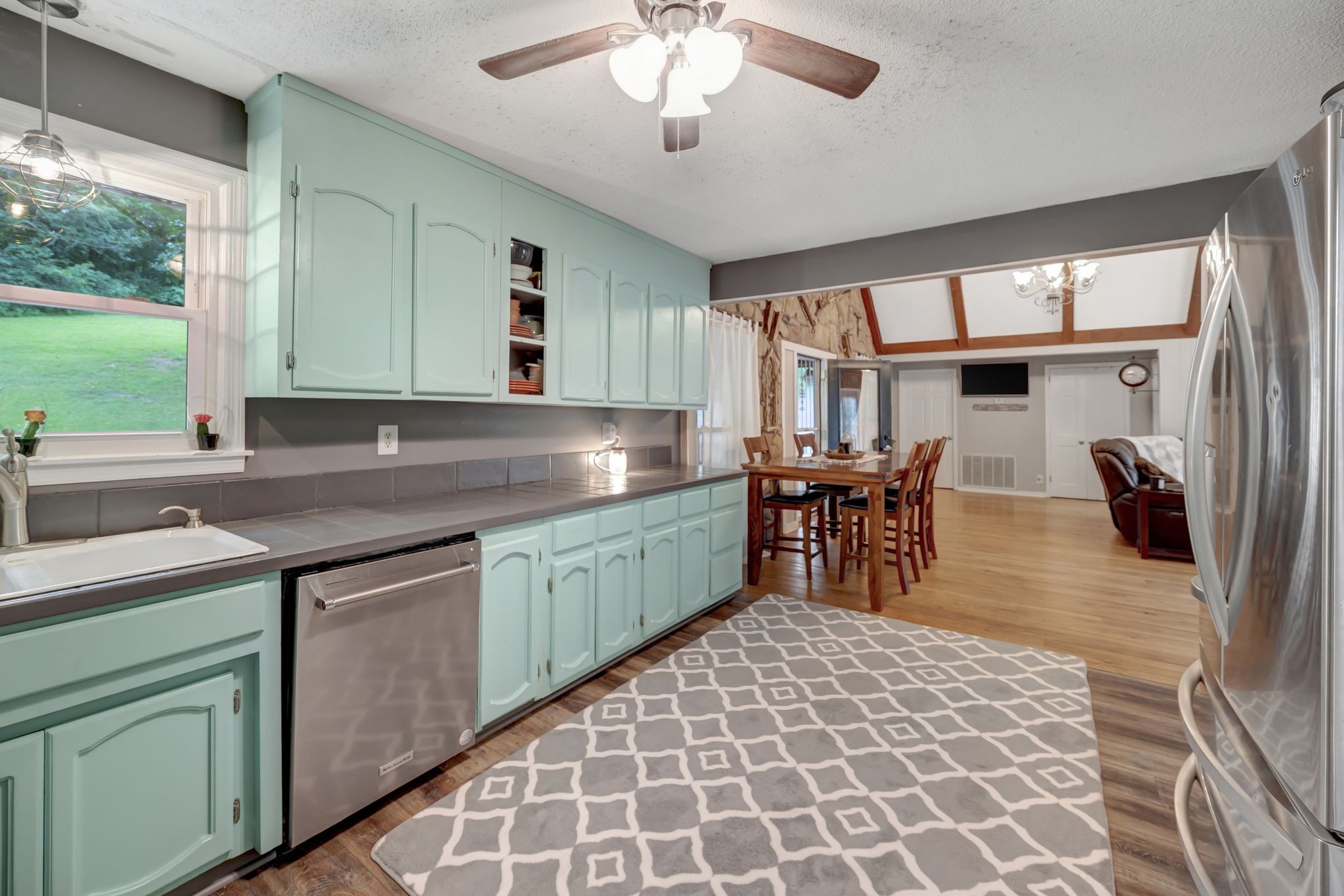 6125 Highway 41a Pleasant View TN 37146