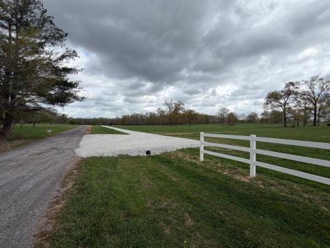 1 Ledford Mill Lane Normandy TN 37360