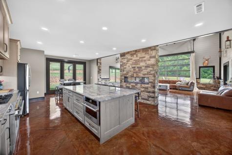 106 Pleasant Shade Lane Monterey TN 38574