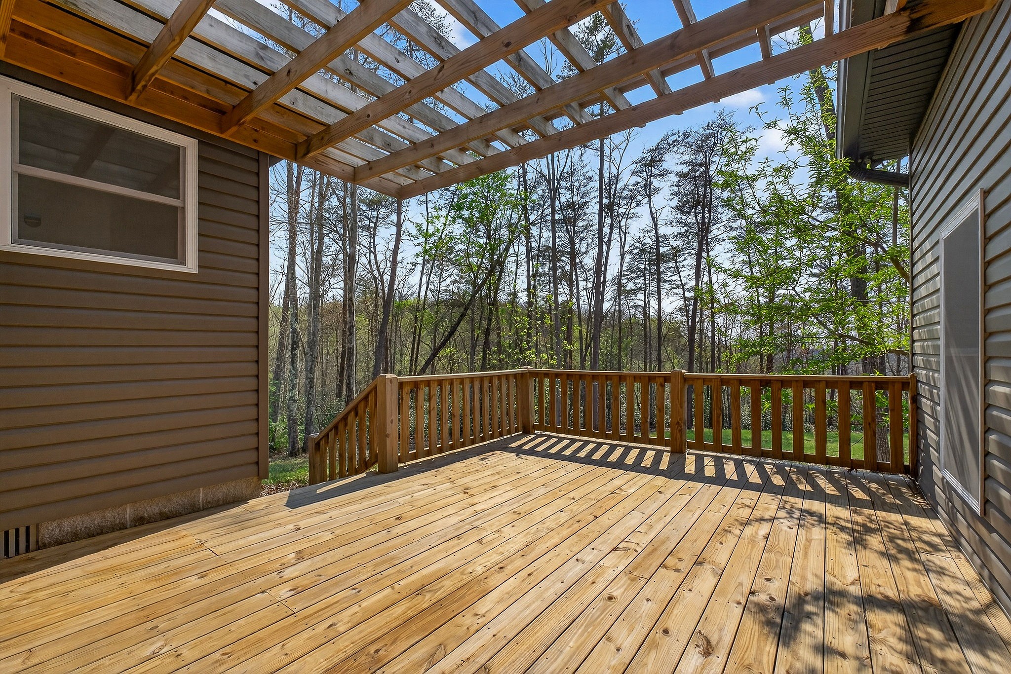 31 Reeves Place Monterey TN 38574