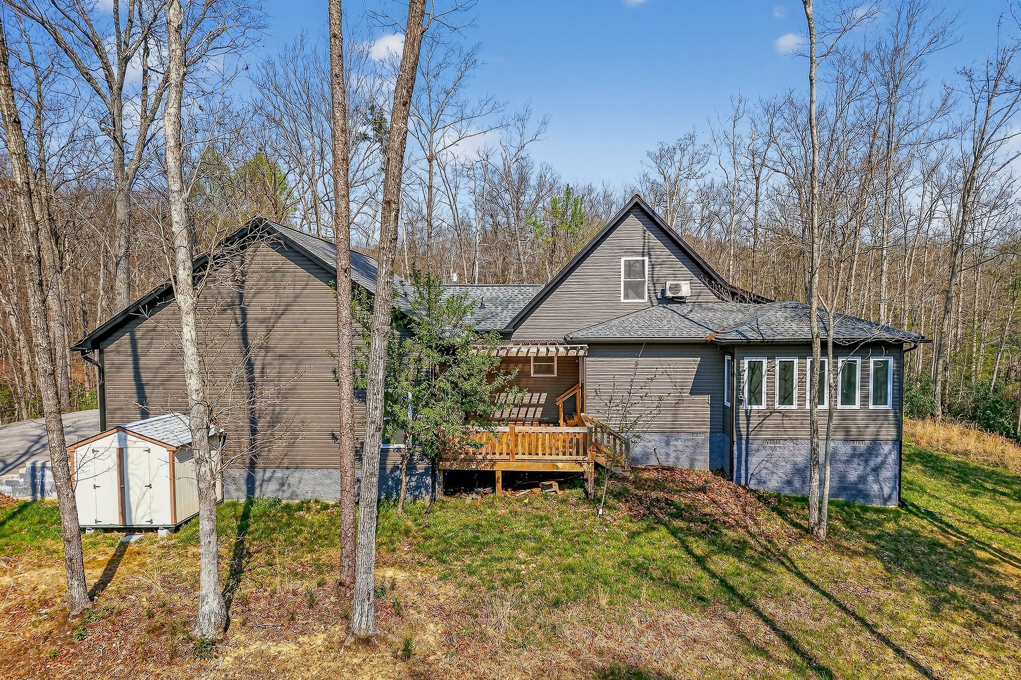 31 Reeves Place Monterey TN 38574