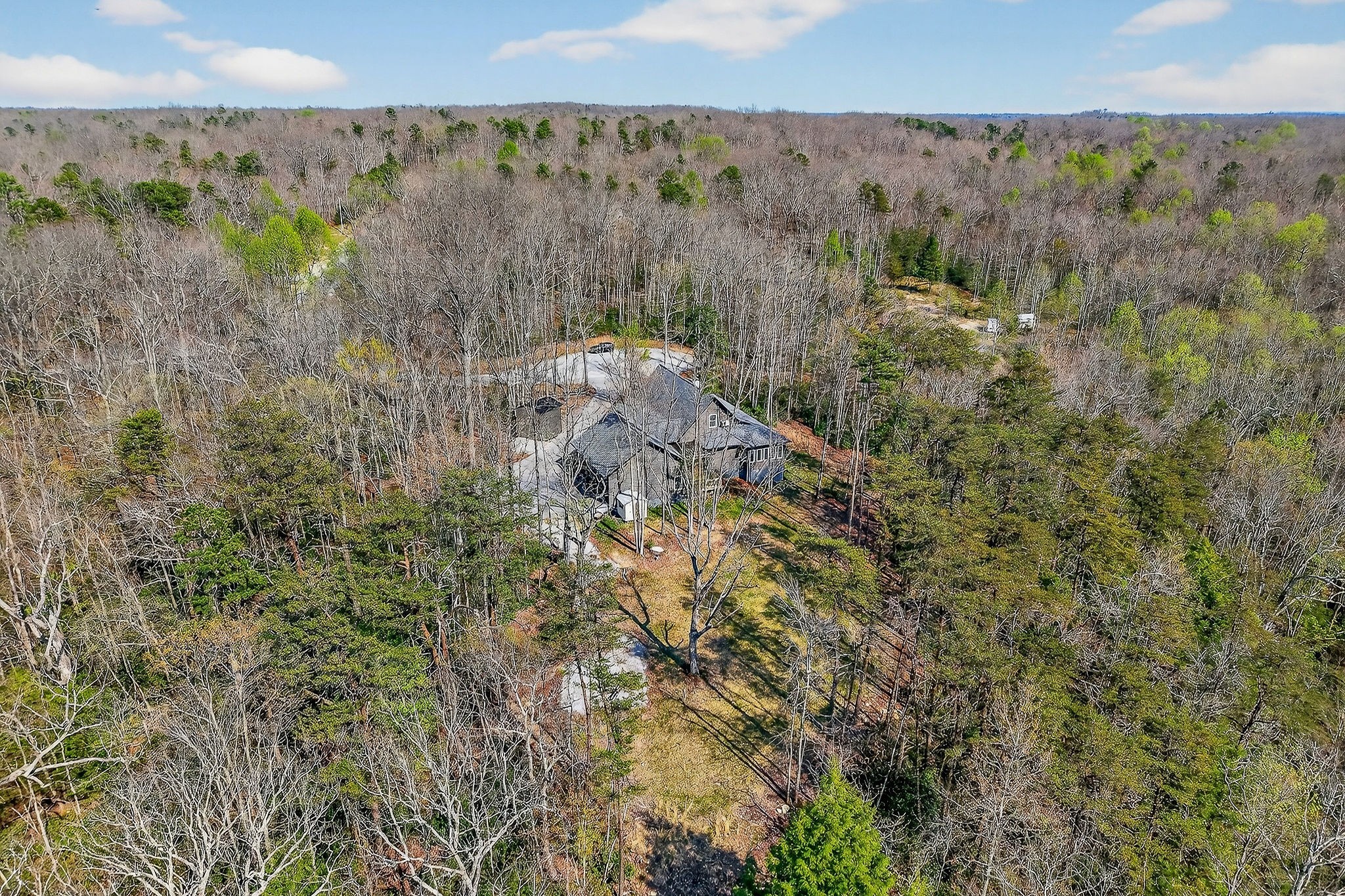 31 Reeves Place Monterey TN 38574