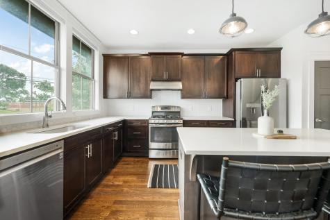 1694 Carvell Avenue Nashville TN 37203