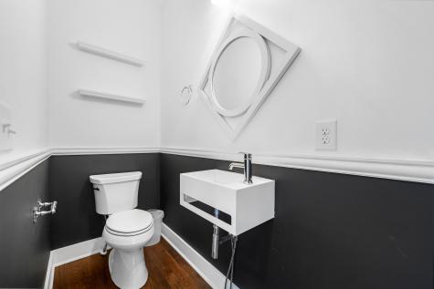 1694 Carvell Avenue Nashville TN 37203