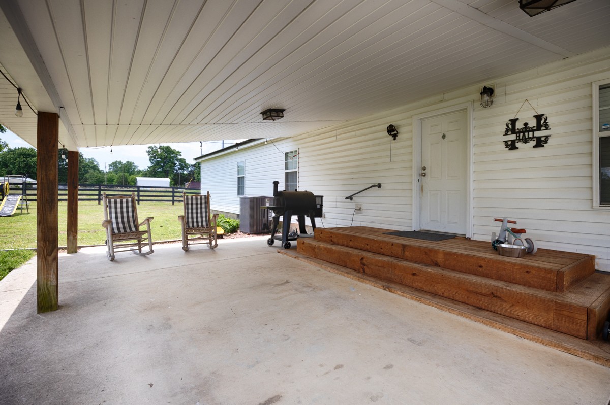 33 Pack Lane Ardmore TN 38449