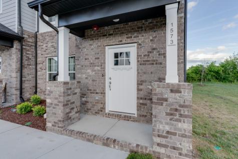 1573 Elliott Williams Pvt Way Gallatin TN 37066