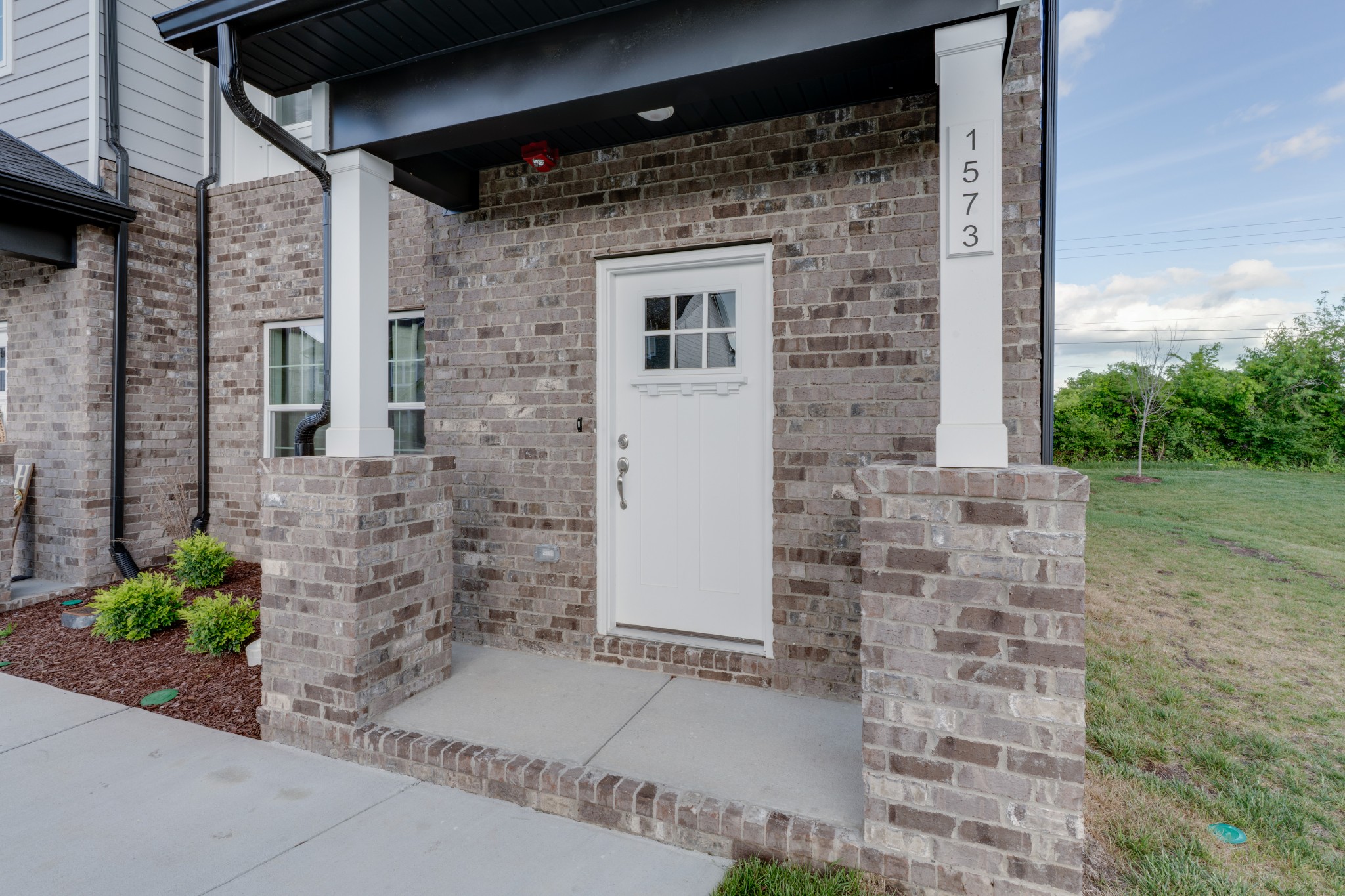 1573 Elliott Williams Pvt Way Gallatin TN 37066