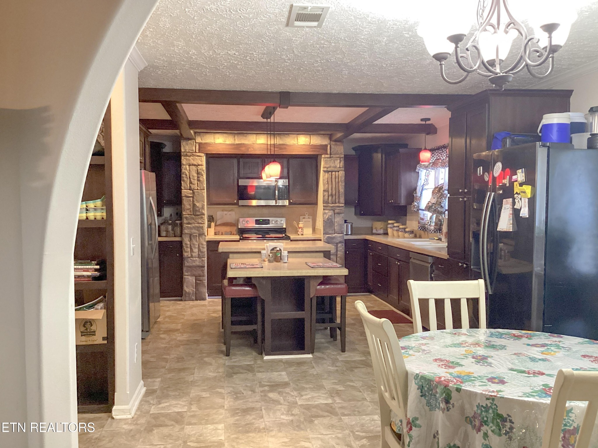 133 Thompson Road Crossville TN 38571
