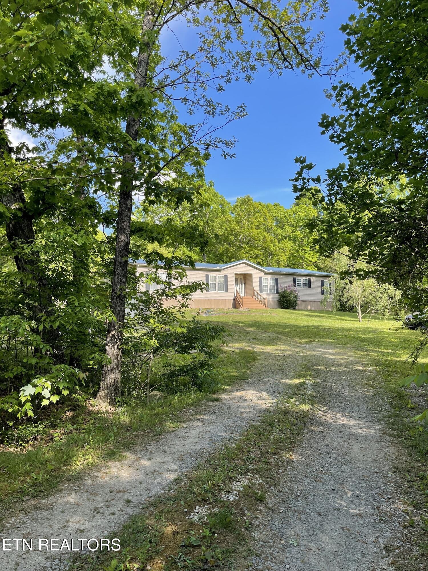 133 Thompson Road Crossville TN 38571