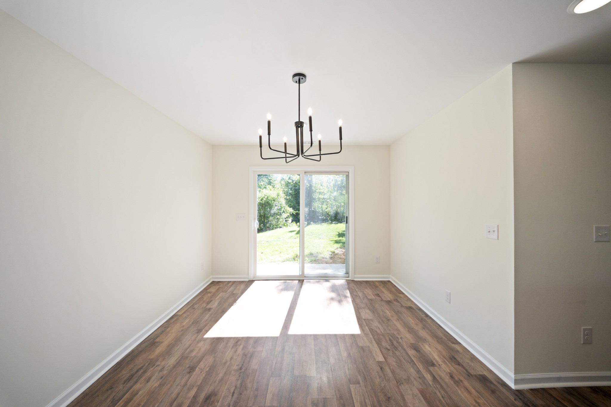 704 Perry Drive Springfield TN 37172