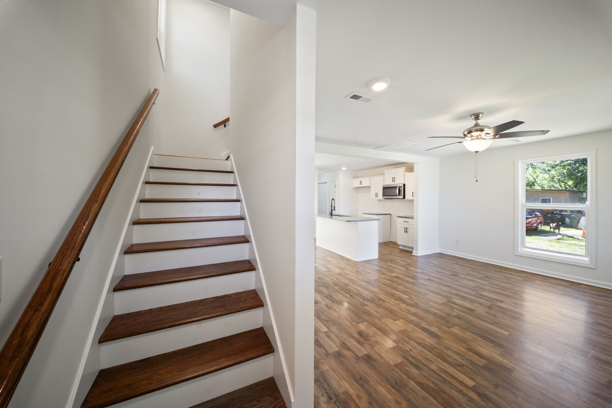 704 Perry Drive Springfield TN 37172
