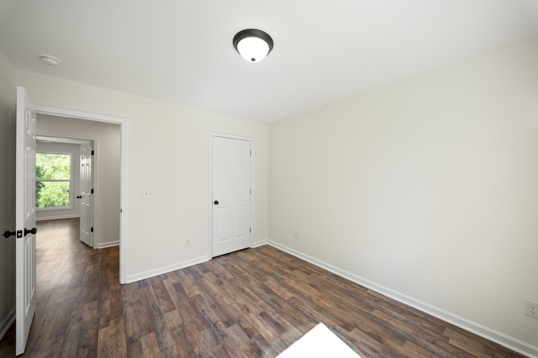 704 Perry Drive Springfield TN 37172