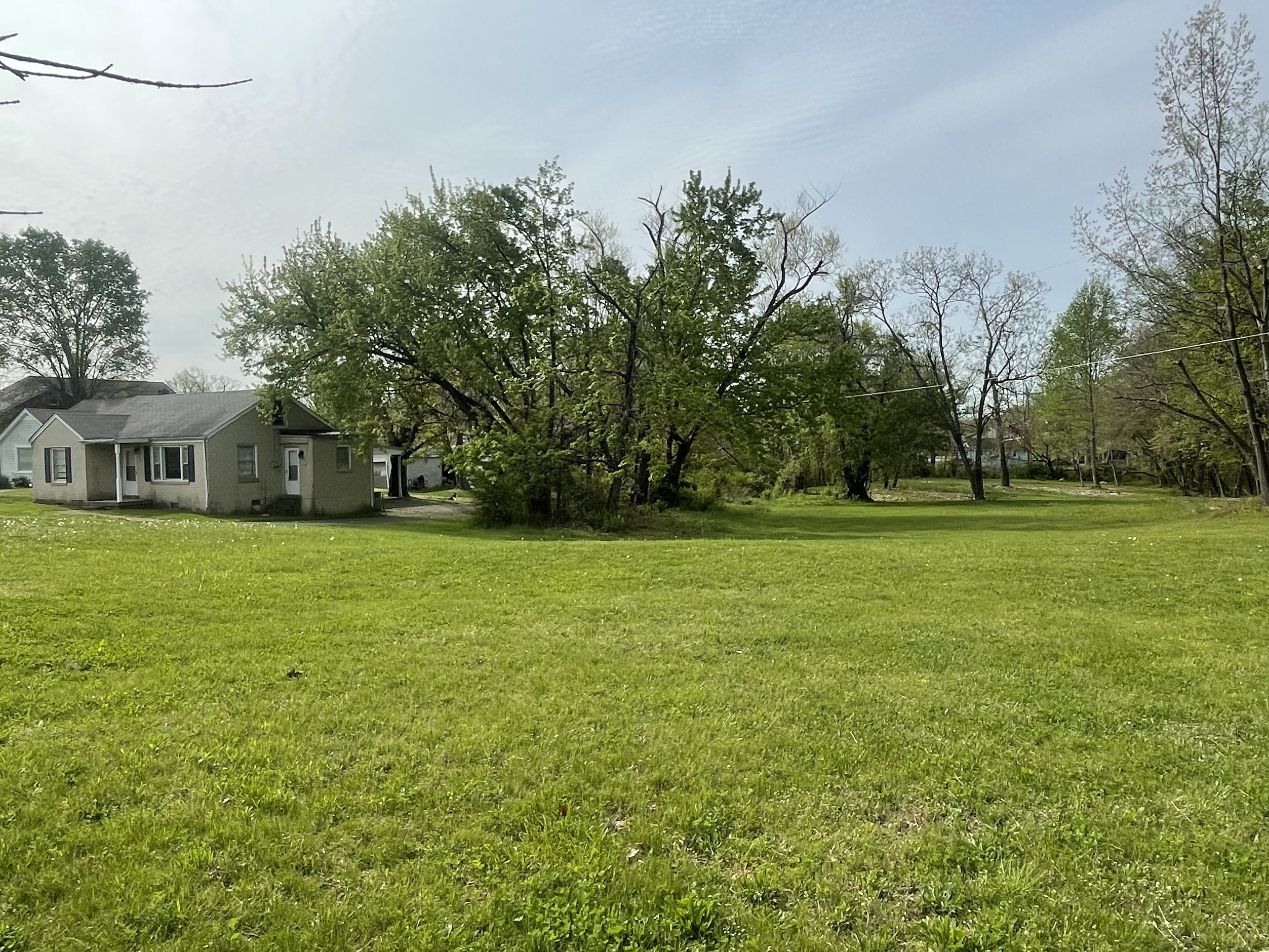2511 Memorial Boulevard Springfield TN 37172