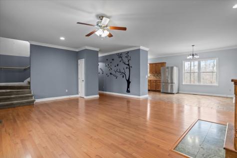 1077 Claylick Road White Bluff TN 37187