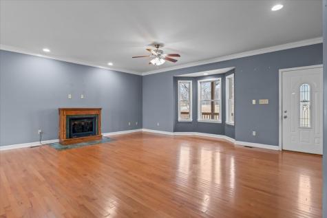 1077 Claylick Road White Bluff TN 37187