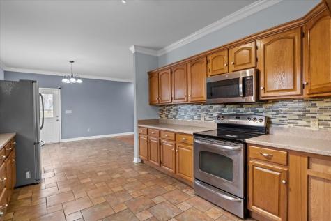 1077 Claylick Road White Bluff TN 37187