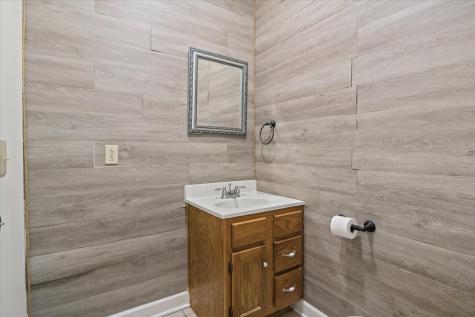 1077 Claylick Road White Bluff TN 37187