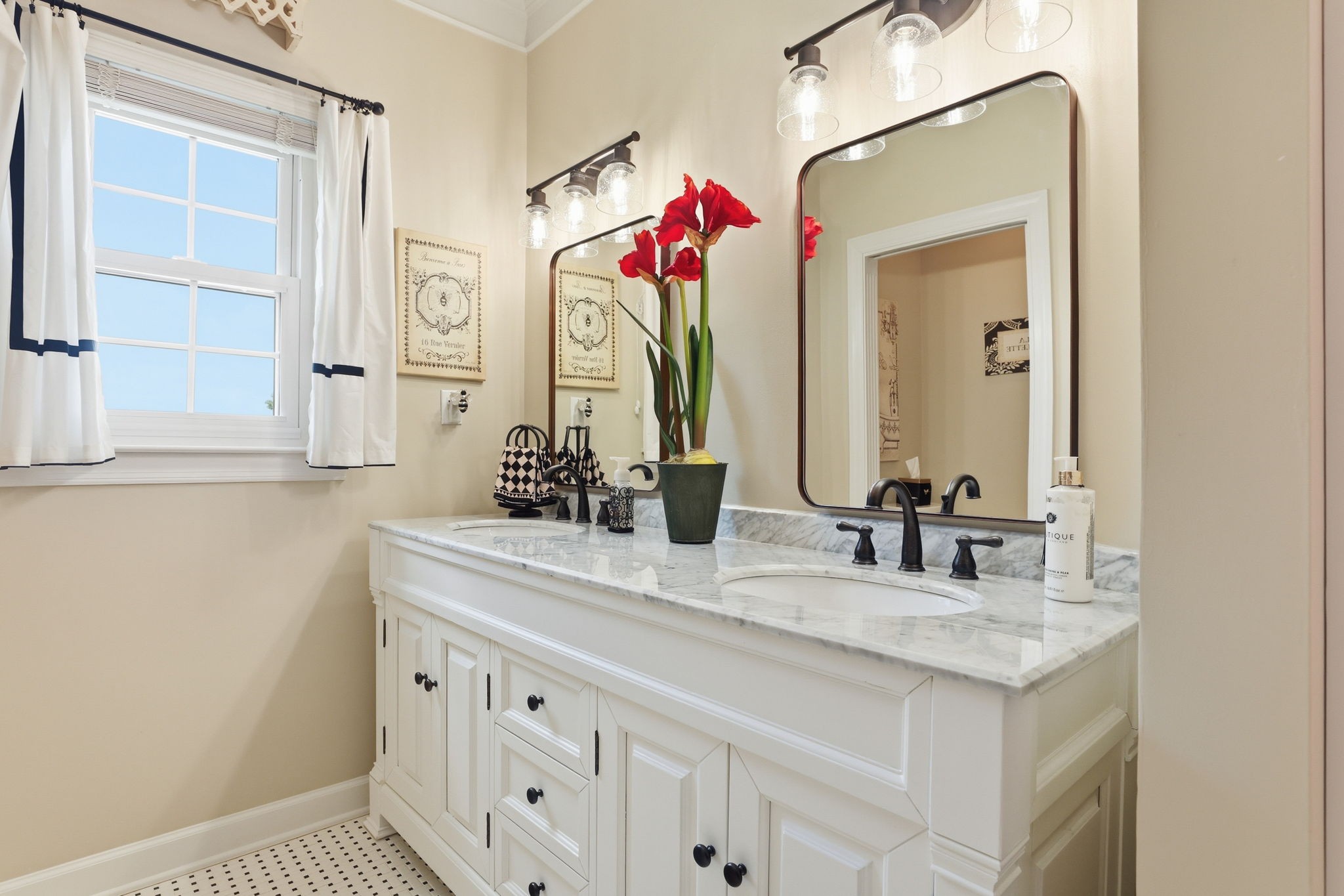 1916 S Mount Juliet Road Mount Juliet TN 37122