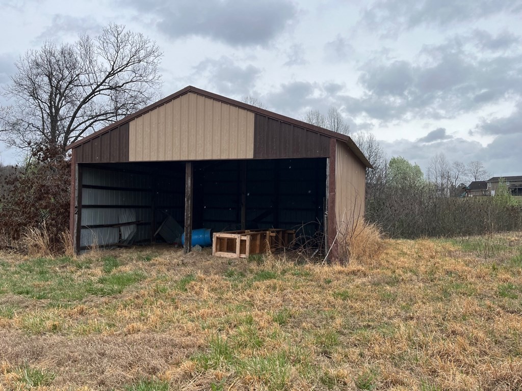 3100 Old Mckenzie Highway Henry TN 38231