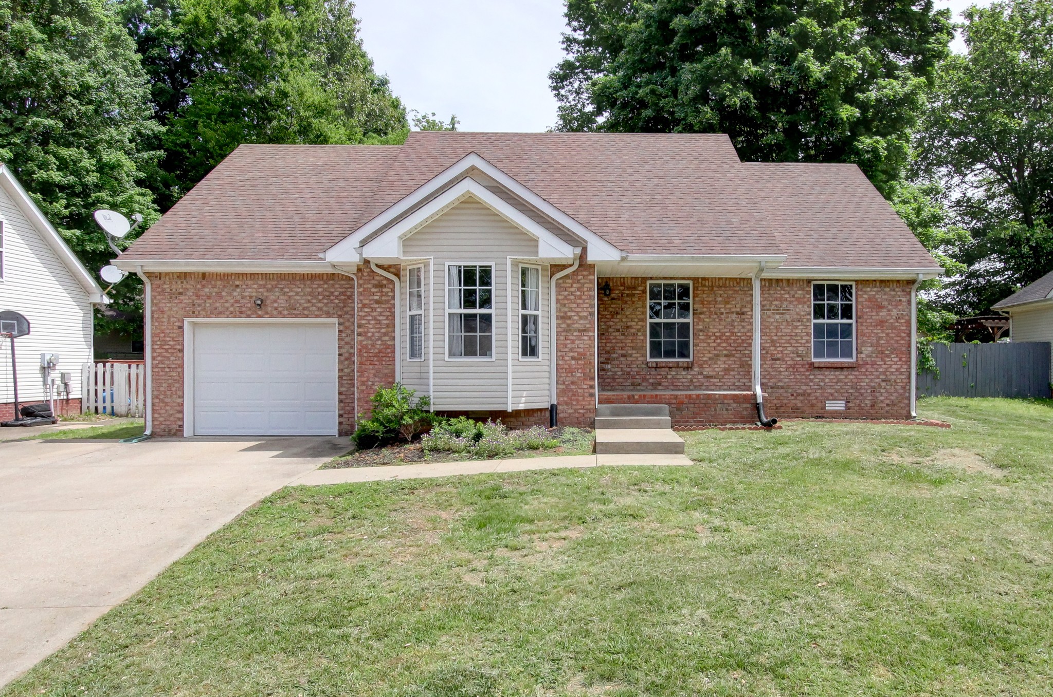 3308 S Senseney Circle Clarksville TN 37042