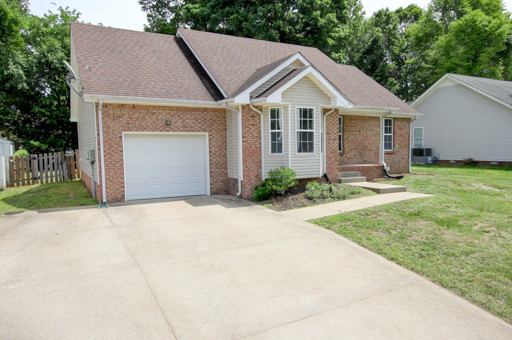 3308 S Senseney Circle Clarksville TN 37042