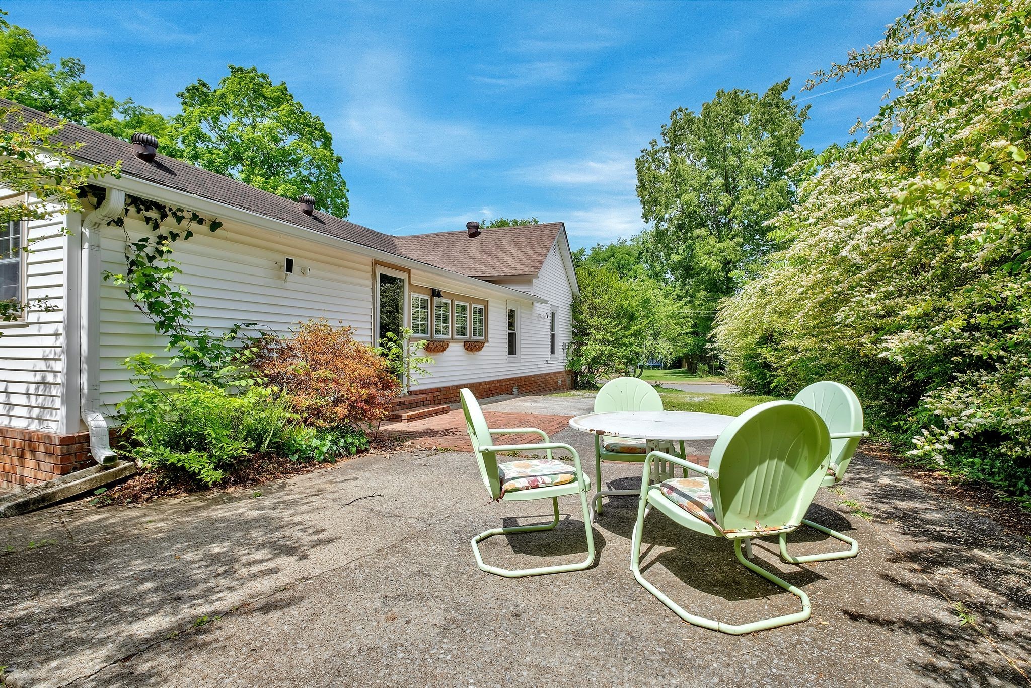 409 S 11th Street Clarksville TN 37040