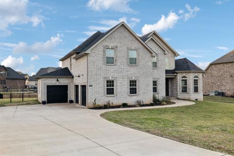 1528 Charles Bell Road Clarksville TN 37040