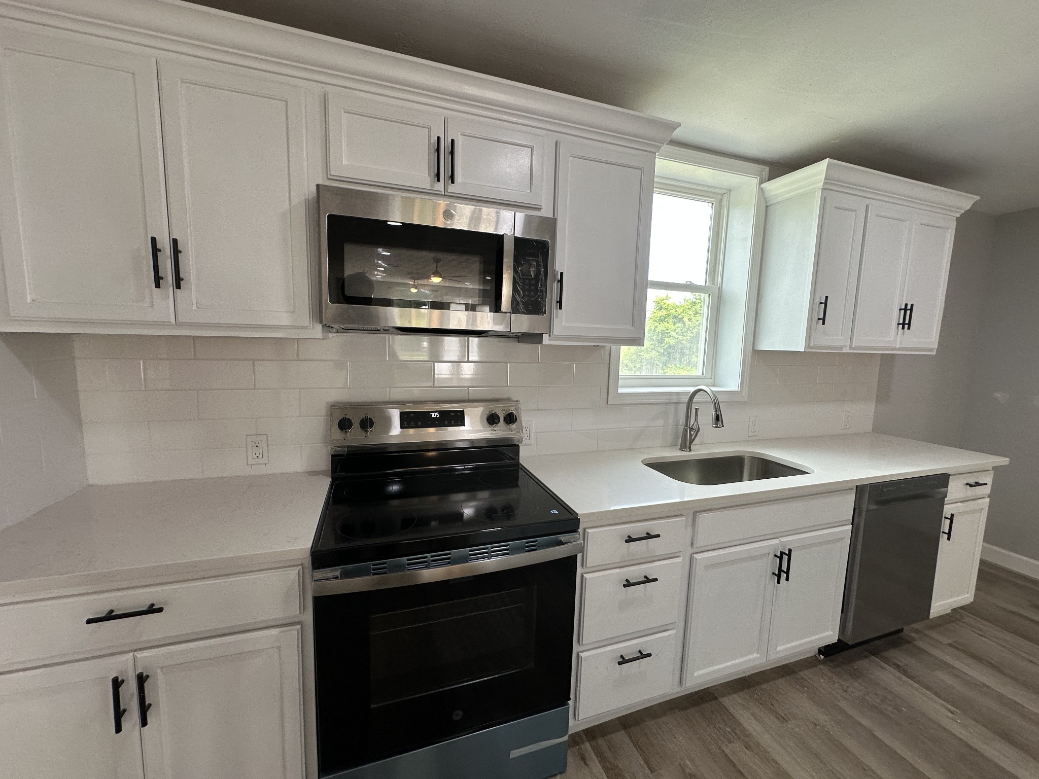 1374 Stroudsville Road, N Adams TN 37010