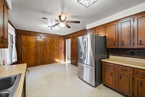 402 Tiny Town Road Clarksville TN 37042