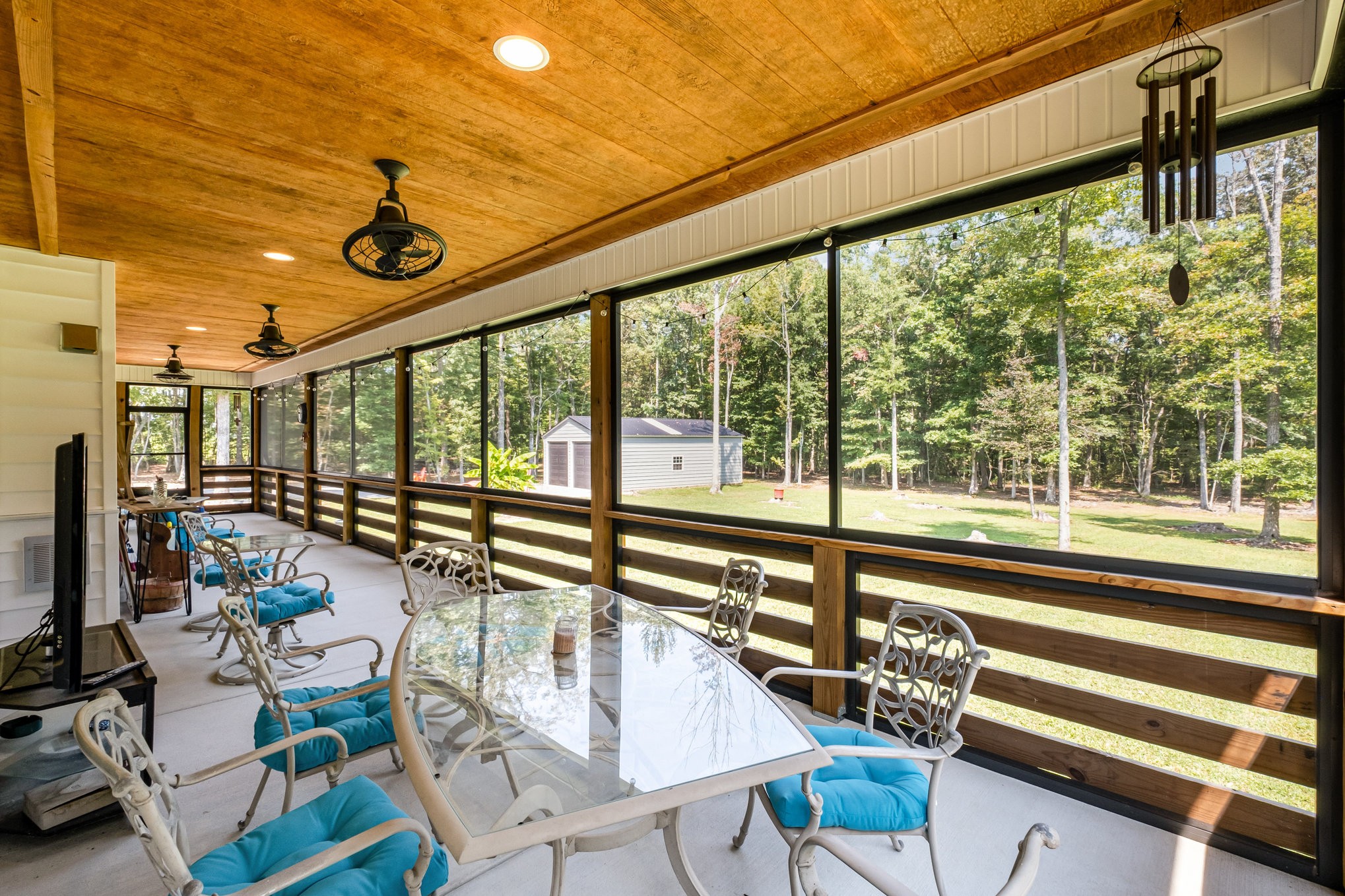8129 Hollow Springs Road Bradyville TN 37026
