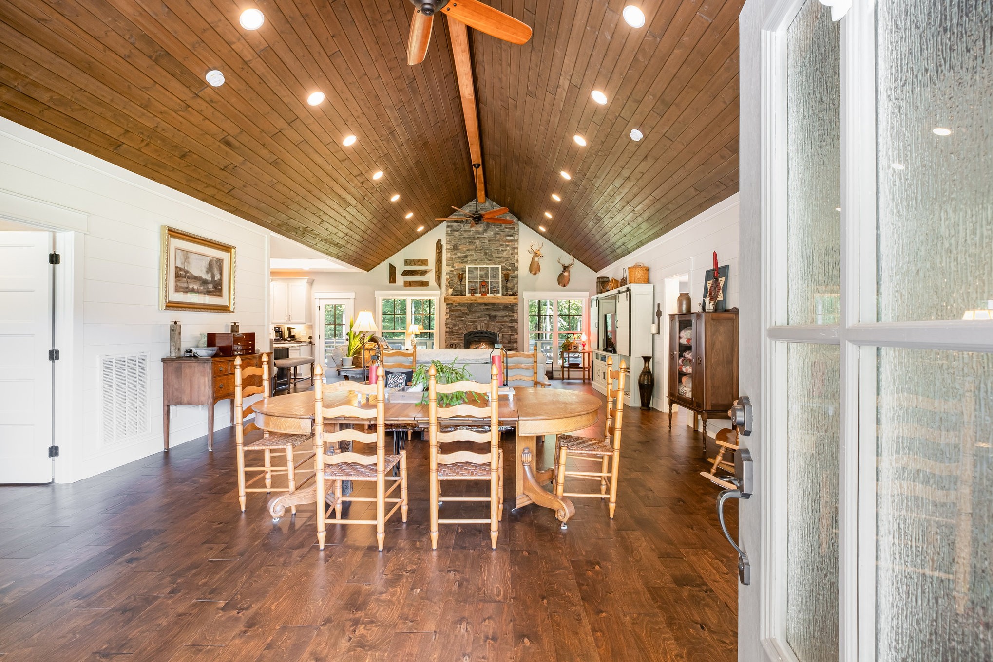 8129 Hollow Springs Road Bradyville TN 37026