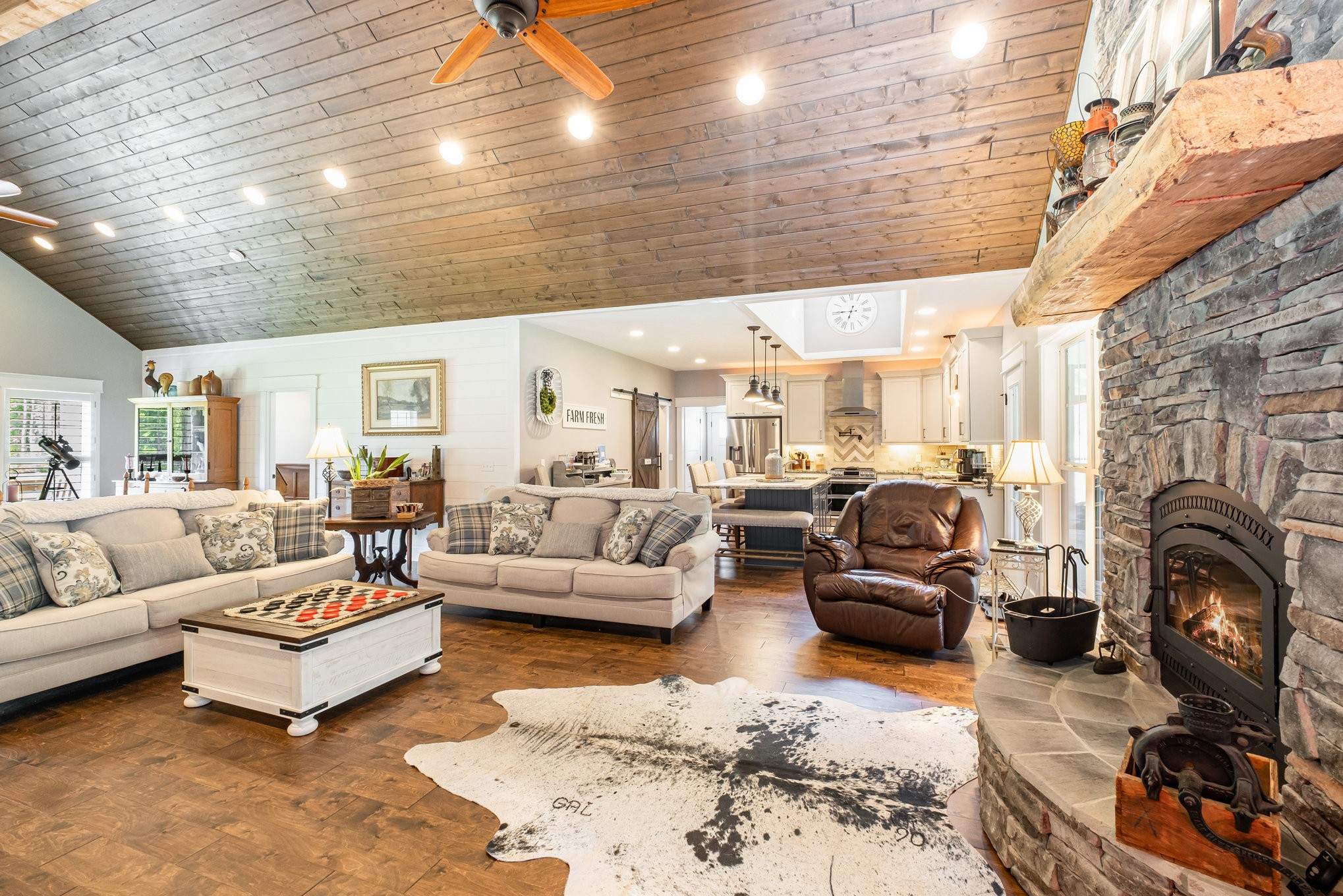 8129 Hollow Springs Road Bradyville TN 37026