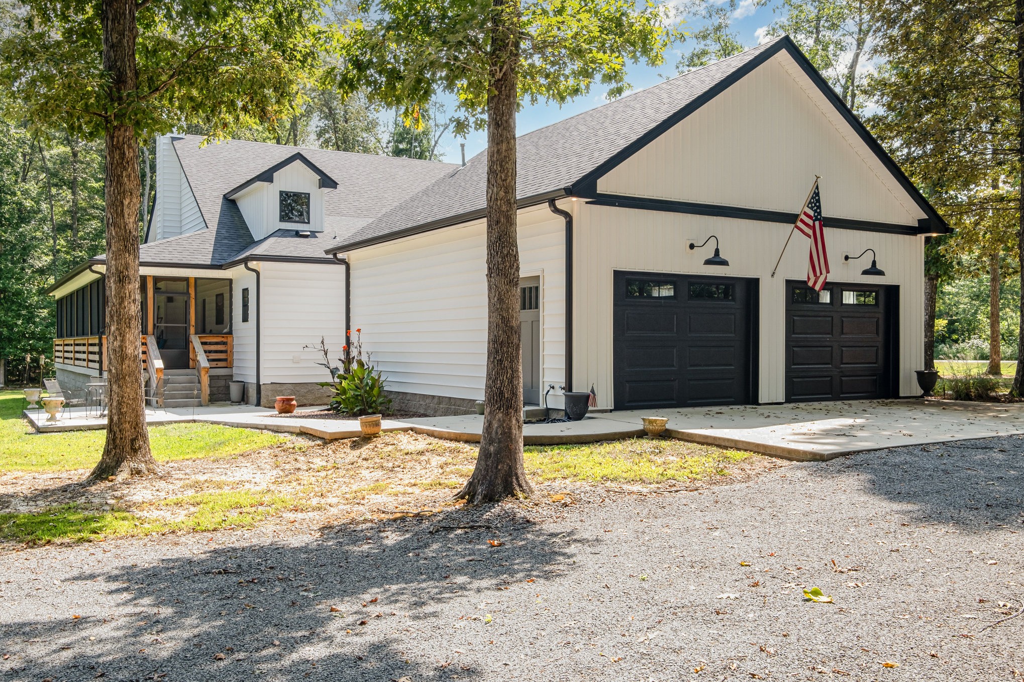 8129 Hollow Springs Road Bradyville TN 37026