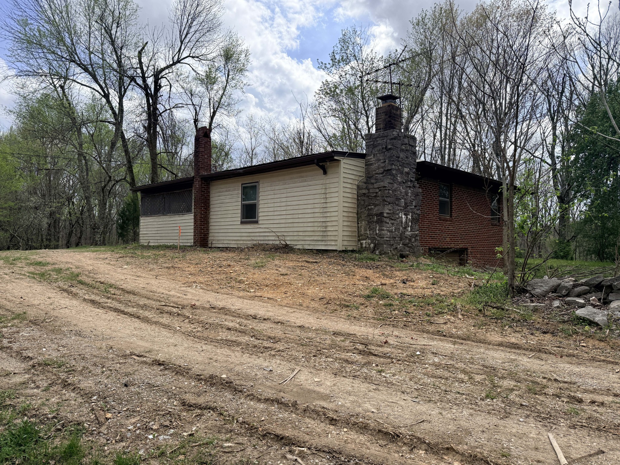 935 Sugar Tree Knob Road Liberty TN 37095