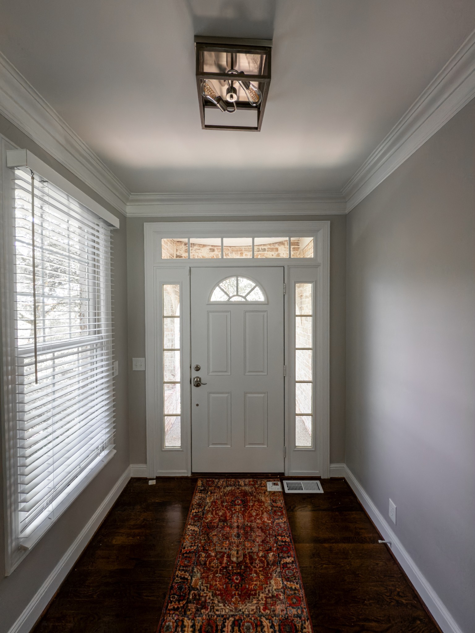 525 32nd Ave, S Nashville TN 37212