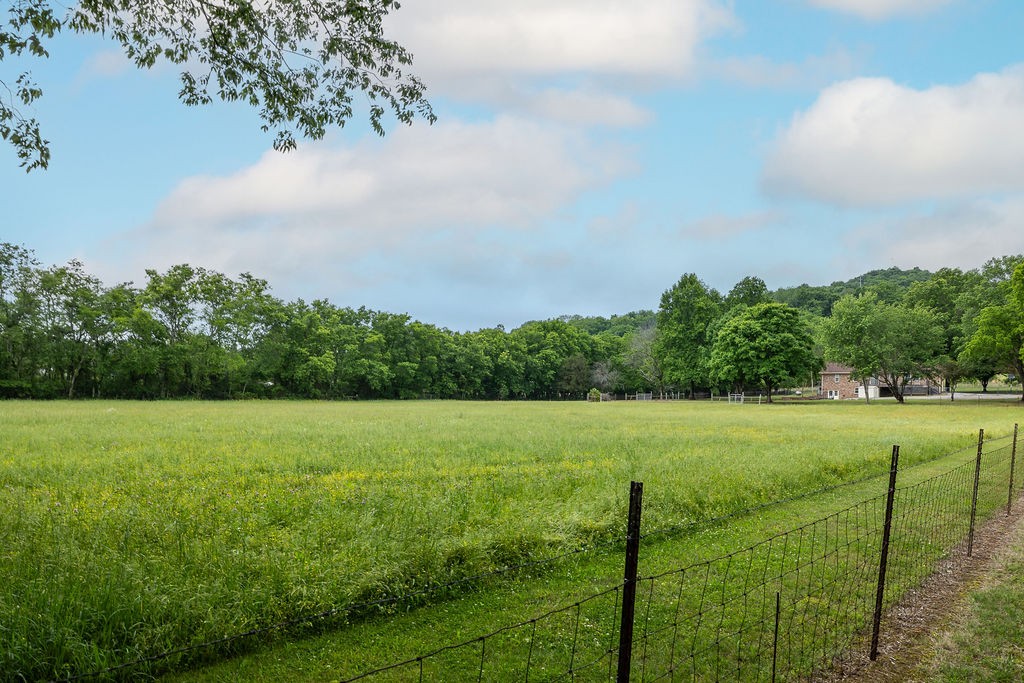 1684 Springplace Road Lewisburg TN 37091