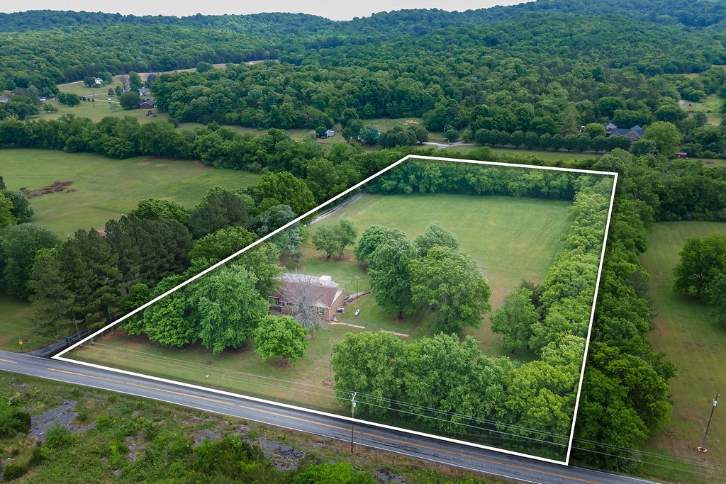 1684 Springplace Road Lewisburg TN 37091