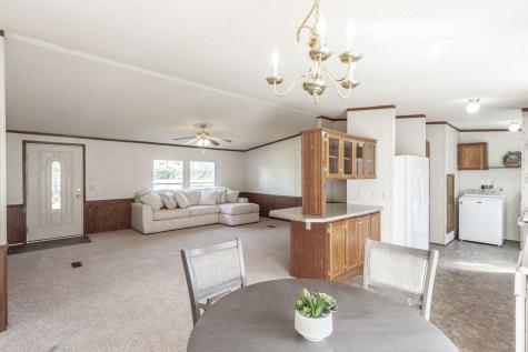 136 E Biggs Road Portland TN 37148