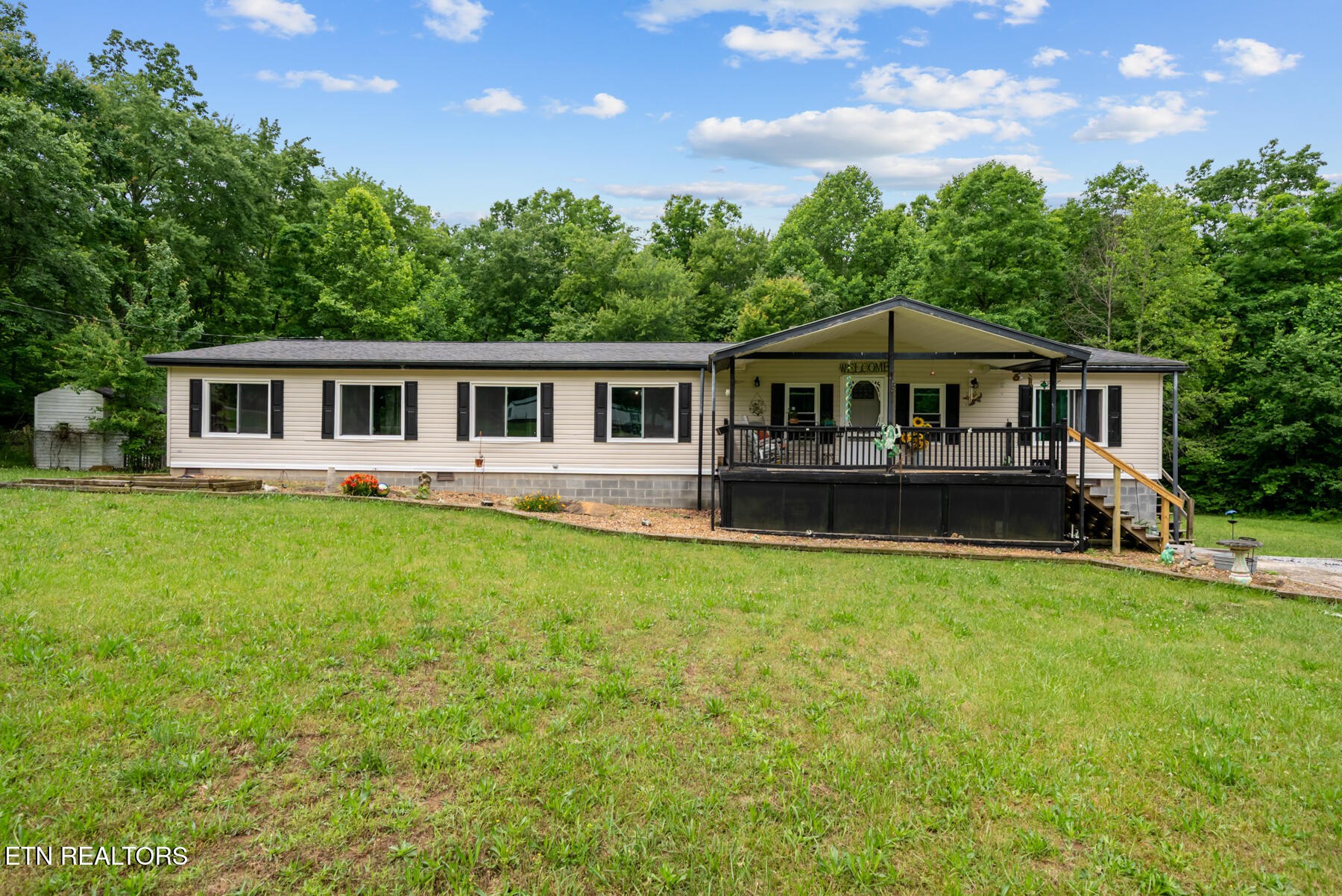 642 Daymon Circle Crossville TN 38572