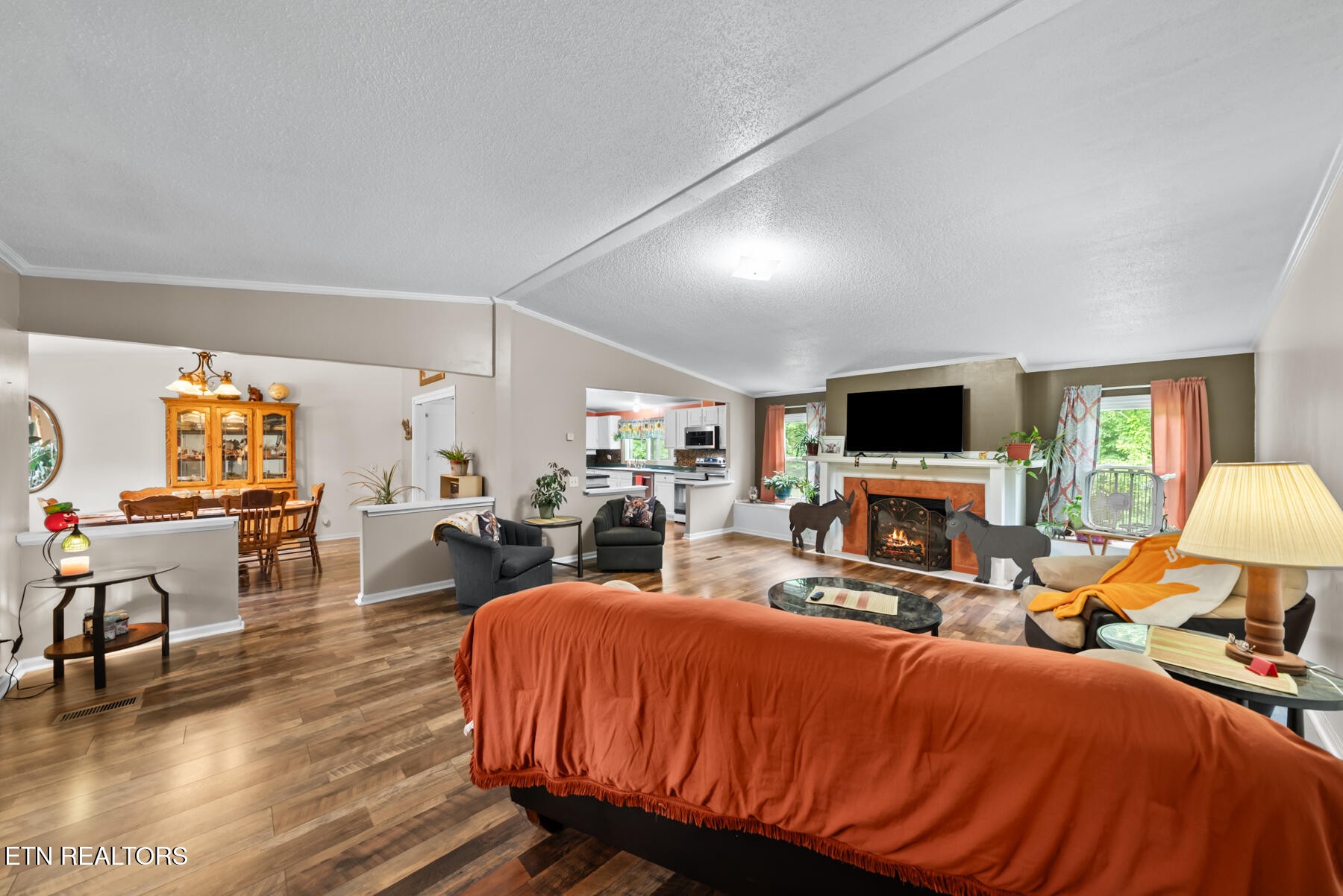 642 Daymon Circle Crossville TN 38572