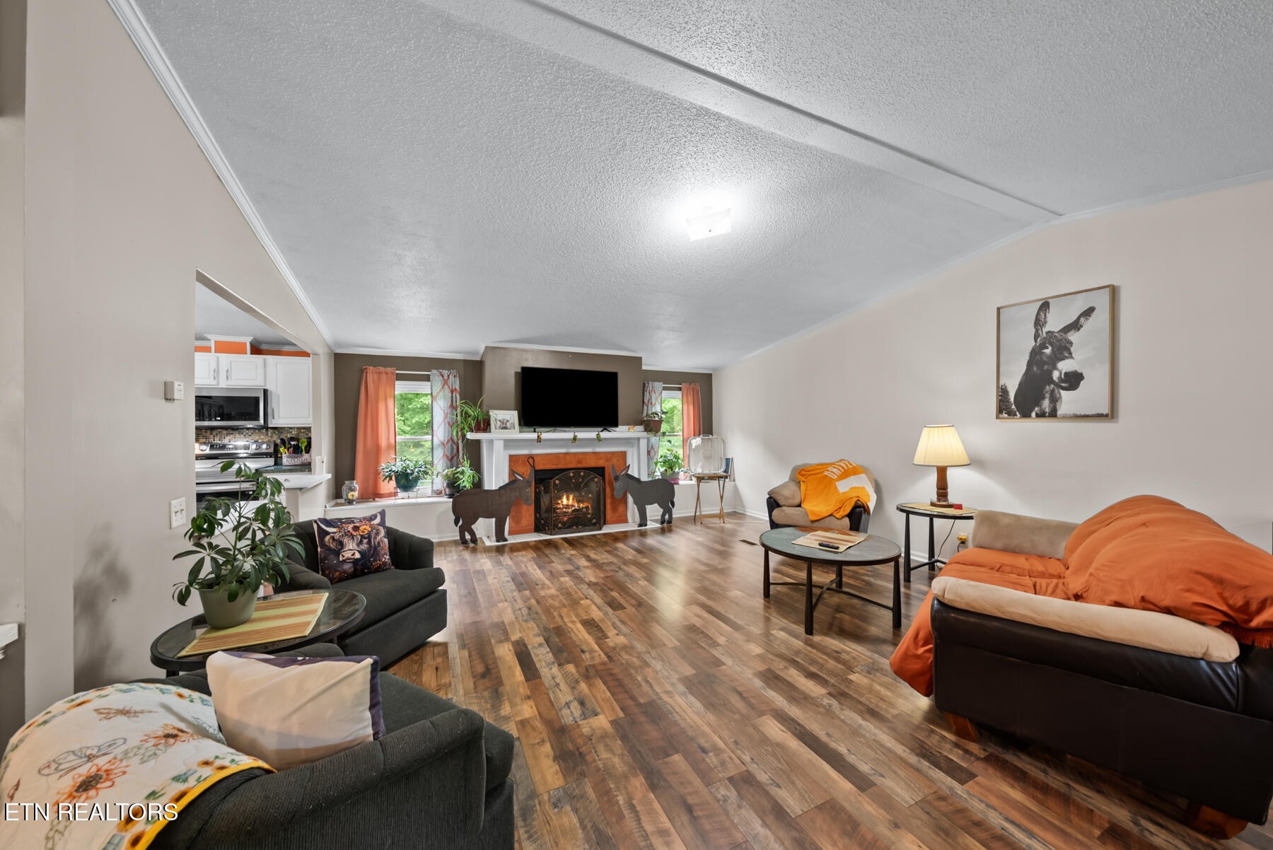 642 Daymon Circle Crossville TN 38572