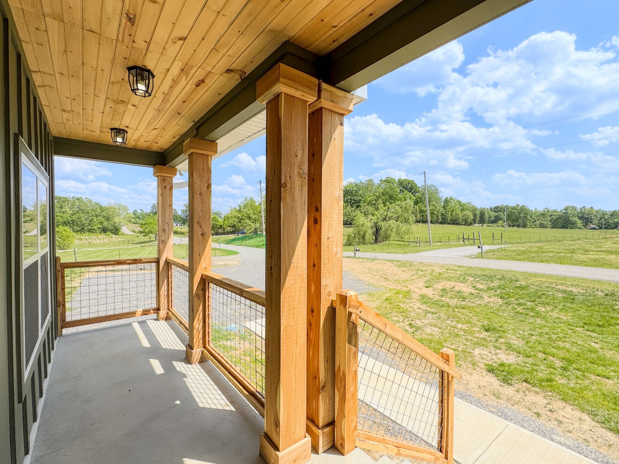 181 Rock House Hollow Road Bethpage TN 37022