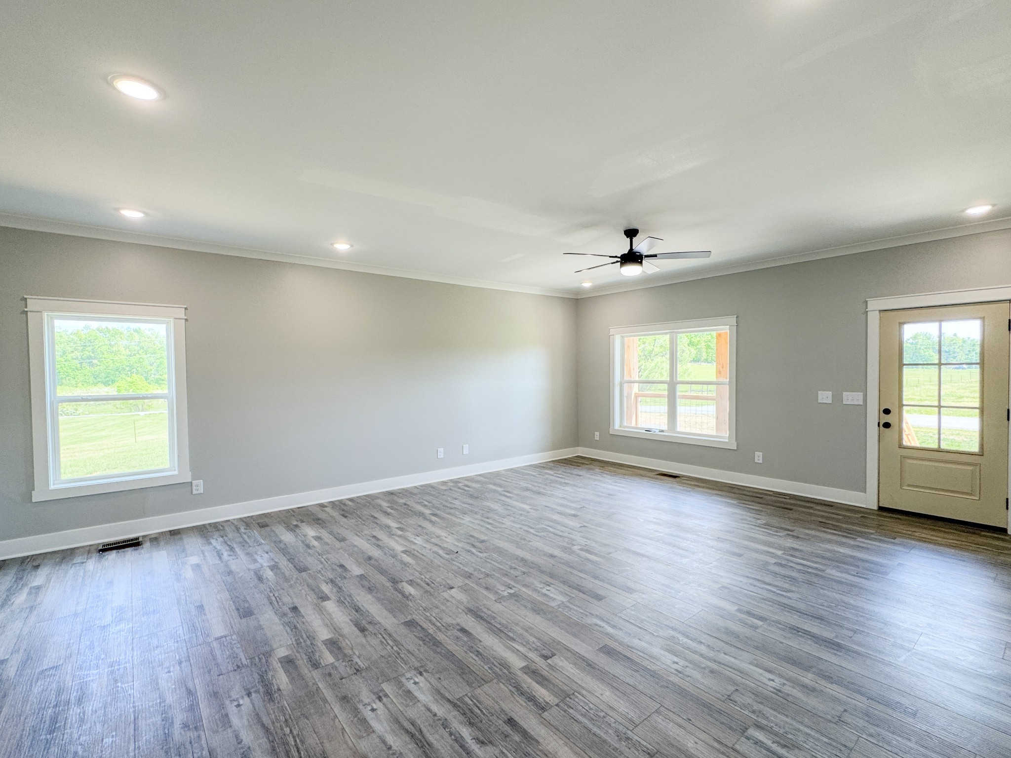 181 Rock House Hollow Road Bethpage TN 37022