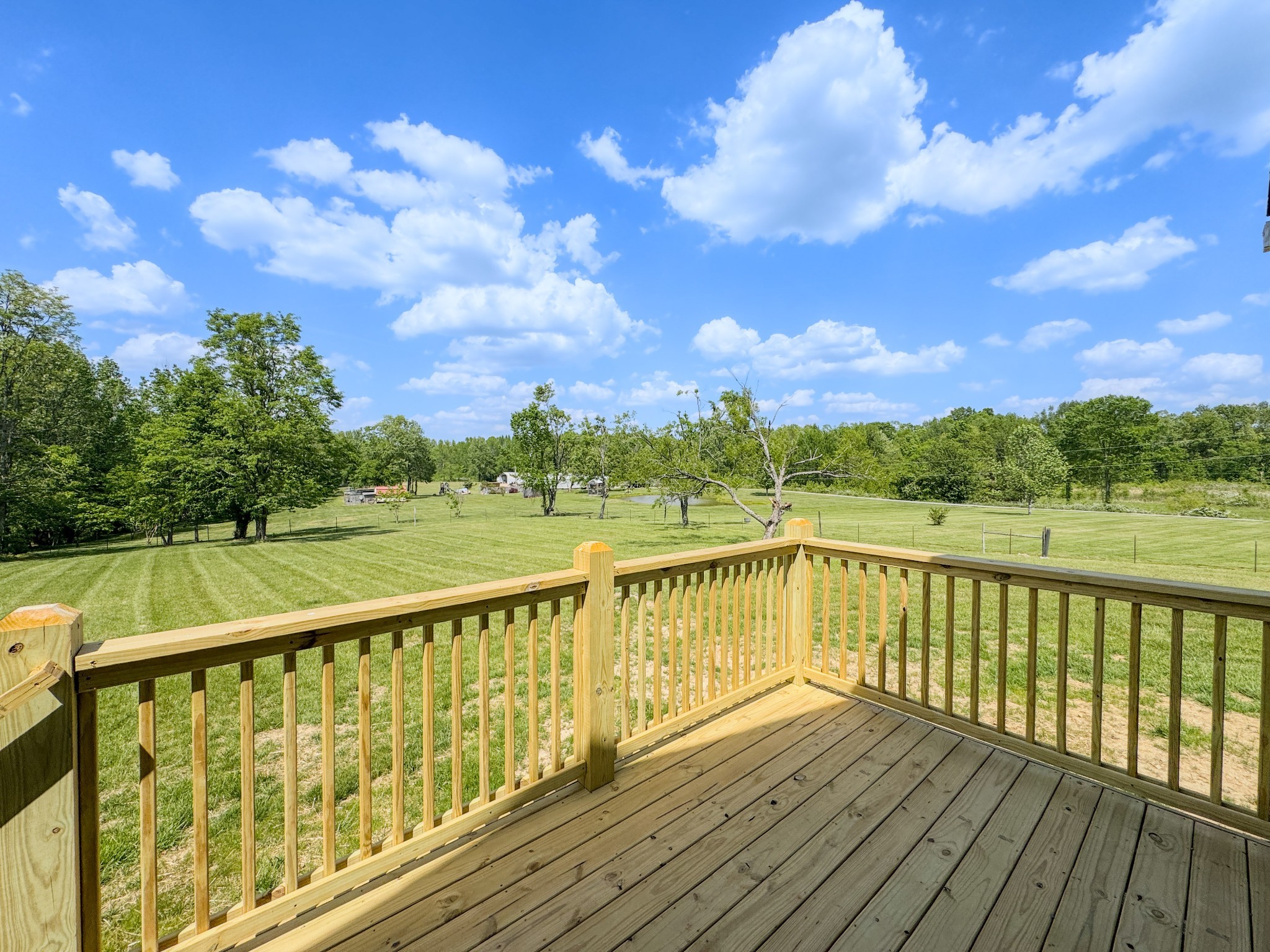 181 Rock House Hollow Road Bethpage TN 37022