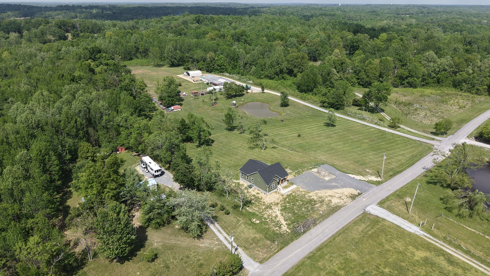 181 Rock House Hollow Road Bethpage TN 37022
